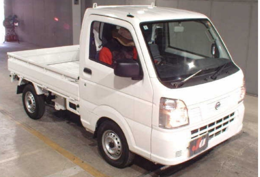 1091348 Clipper Truck